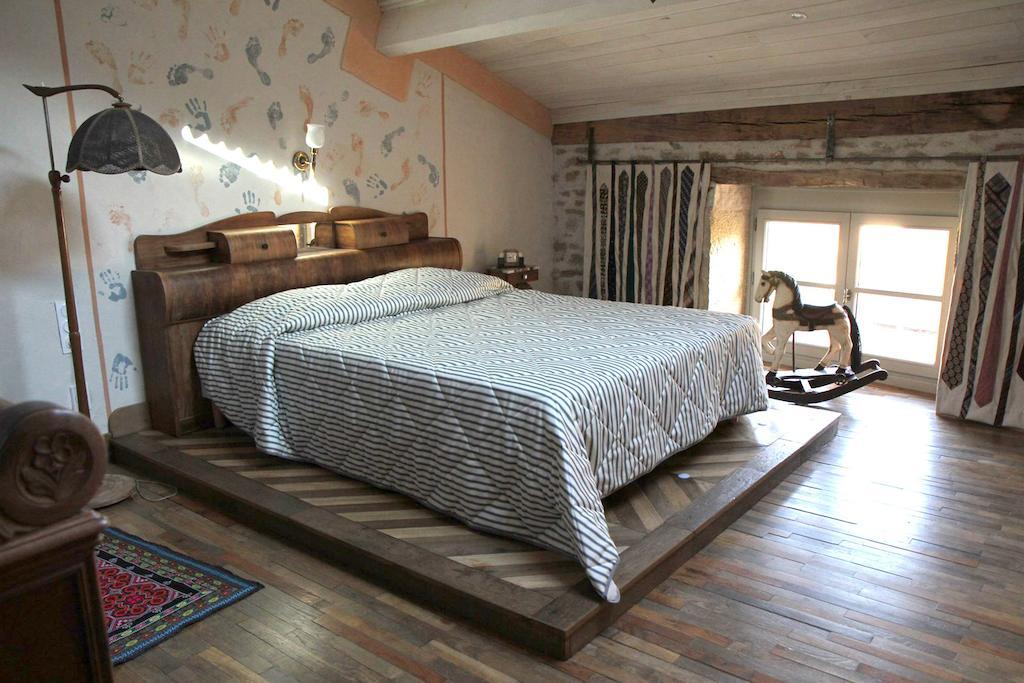 Bed and Breakfast Place Des Nobles Cuiseaux Zimmer foto