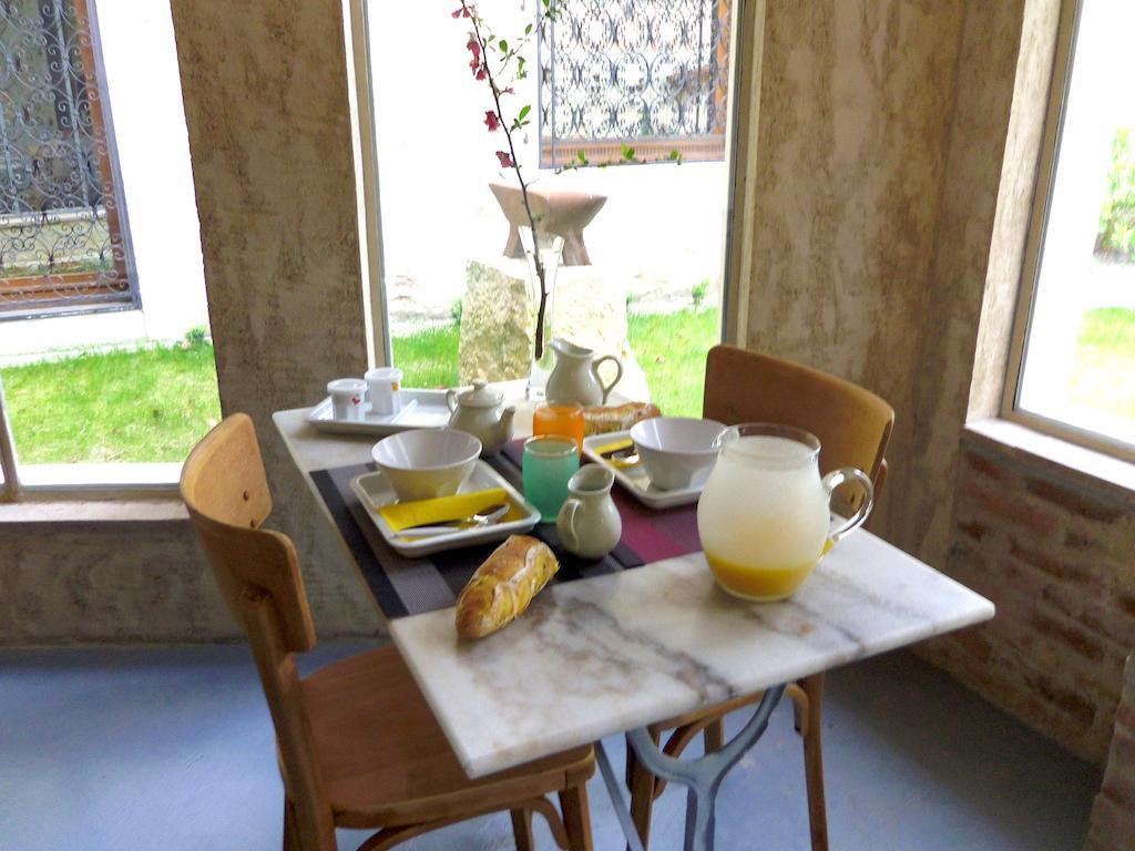 Bed and Breakfast Place Des Nobles Cuiseaux Exterior foto